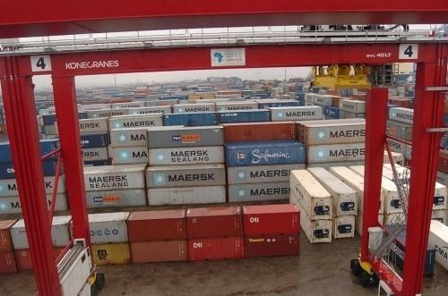 Five months of auctions to free-up the port of Douala