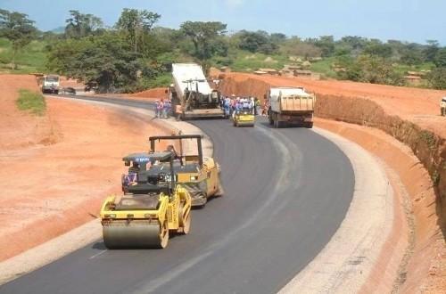 Cameroonian SMEs to complete west Douala road work for 14 billion FCFA