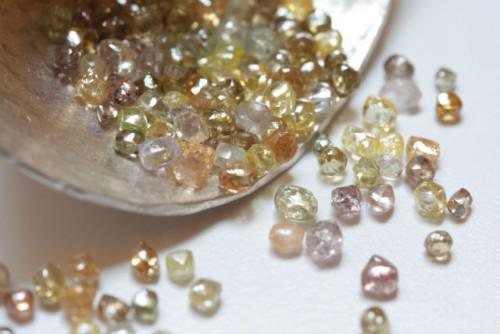 Cameroon doubled its rough diamond production in 2015, to approximately 6,000 carats