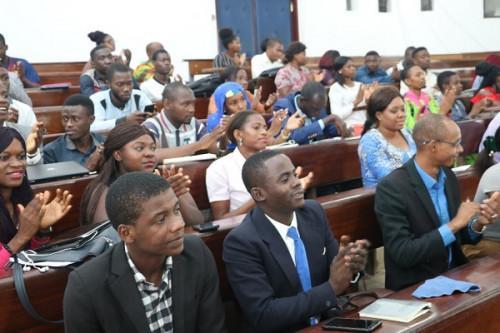 Camrail offers Youscribe access codes to 100 students of the University of Yaoundé