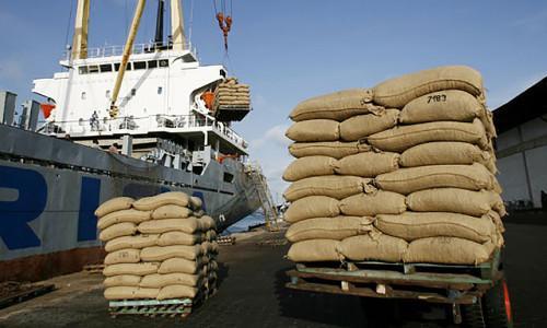 Cameroon: Trade deficit improves slightly to XAF1,375 bln