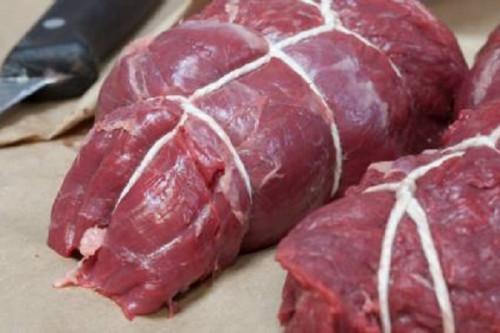 Poultry meat and beef constituted 71% of Cameroon’s meat production in 2019 (BMN)