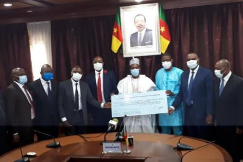 Cameroon : Insurers’ association Asac donates XAF120 mln into the COVID-19 solidarity fund