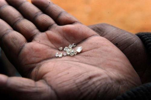 Cameroon: a cargo of diamond worth over half a billion FCfa seized at Douala airport