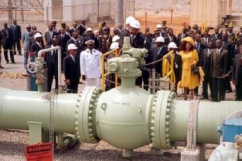 Exxon-Mobil and Petronas plan to dispose of stakes in Chad-Cameroon oil pipeline