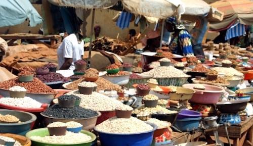 Cameroon: IDPs exposed to acute food insecurity in the NW and SW (FEWS NET)