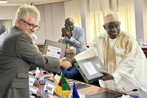 EU pledges over CFA12bn for entrepreneurship and electricity access support in Cameroon
