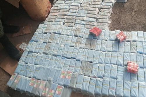 Cameroon: Customs agents seize 2,685 contraband cellphones in the Southwest