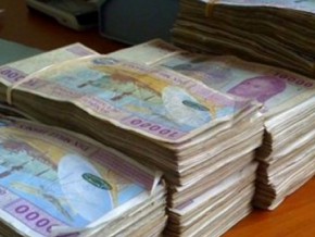 the-volume-of-loans-granted-by-cameroonian-banks-grew-by-15-in-the-first-quarter-of-2015