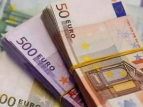 euro-down-19-against-us-dollar-cameroon-s-debt-up-cfa573bn