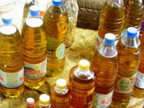 cameroonian-govt-cracks-down-on-sales-of-refined-oil-in-bulk